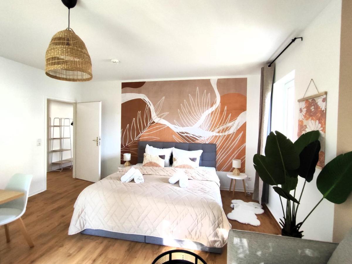 Bohnapartments Bechstein - Sehr Ruhig - 3 Schlafzimmer - Balkon - Gratis Stellplaetze- Wlan - Vollausstattung Neudietendorf Экстерьер фото
